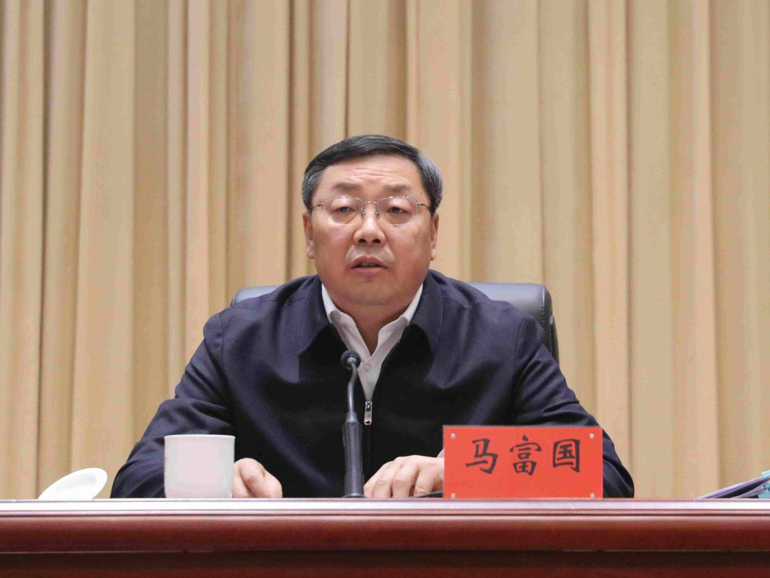 马书记.jpg 马书记.jpg