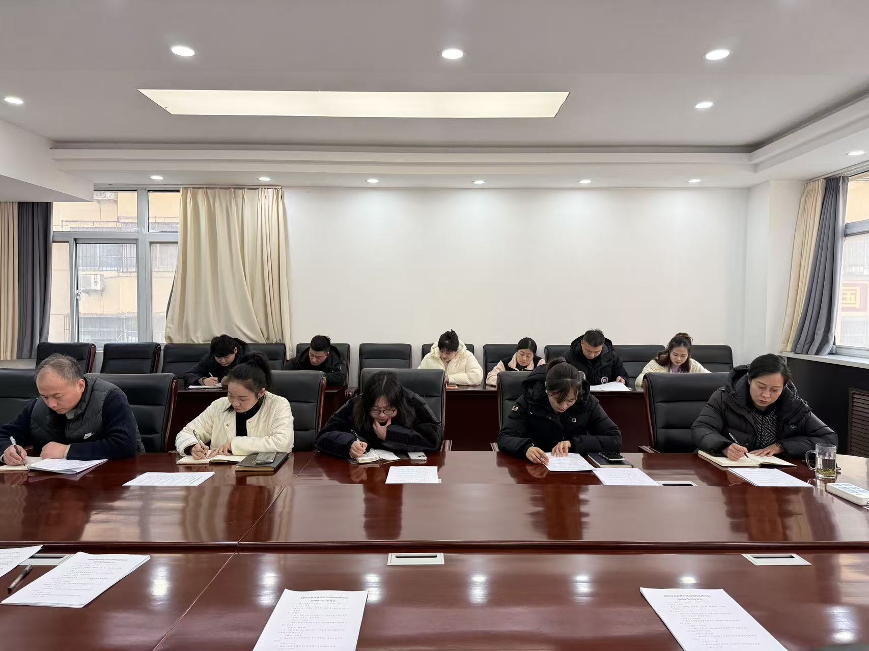 迎新春 送温暖 强担当|鹤壁市慈善联合总会党支部开展1月份主题党日集中学习